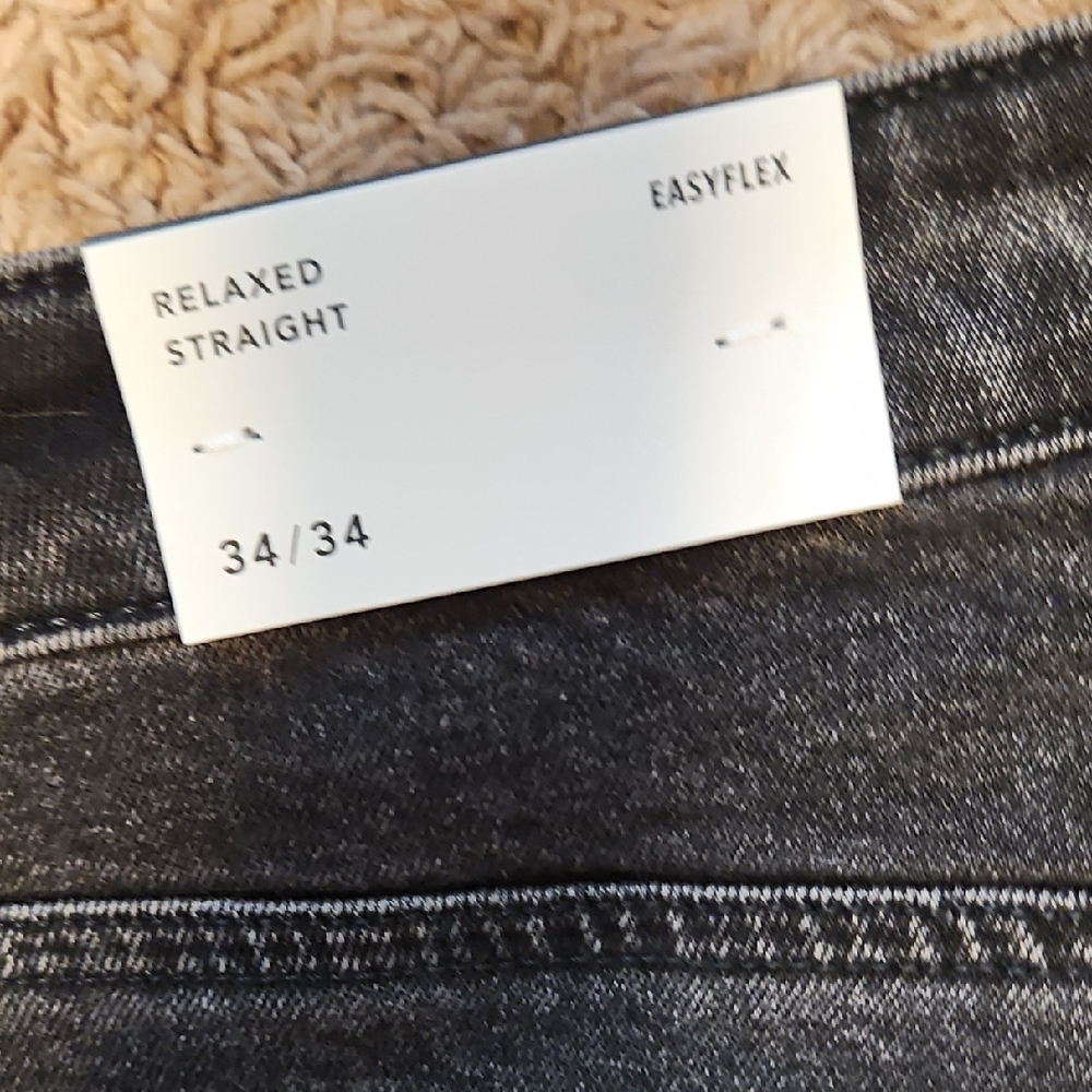 American Eagle Easyflex Relaxed Straight Jean - Picture 6 of 9